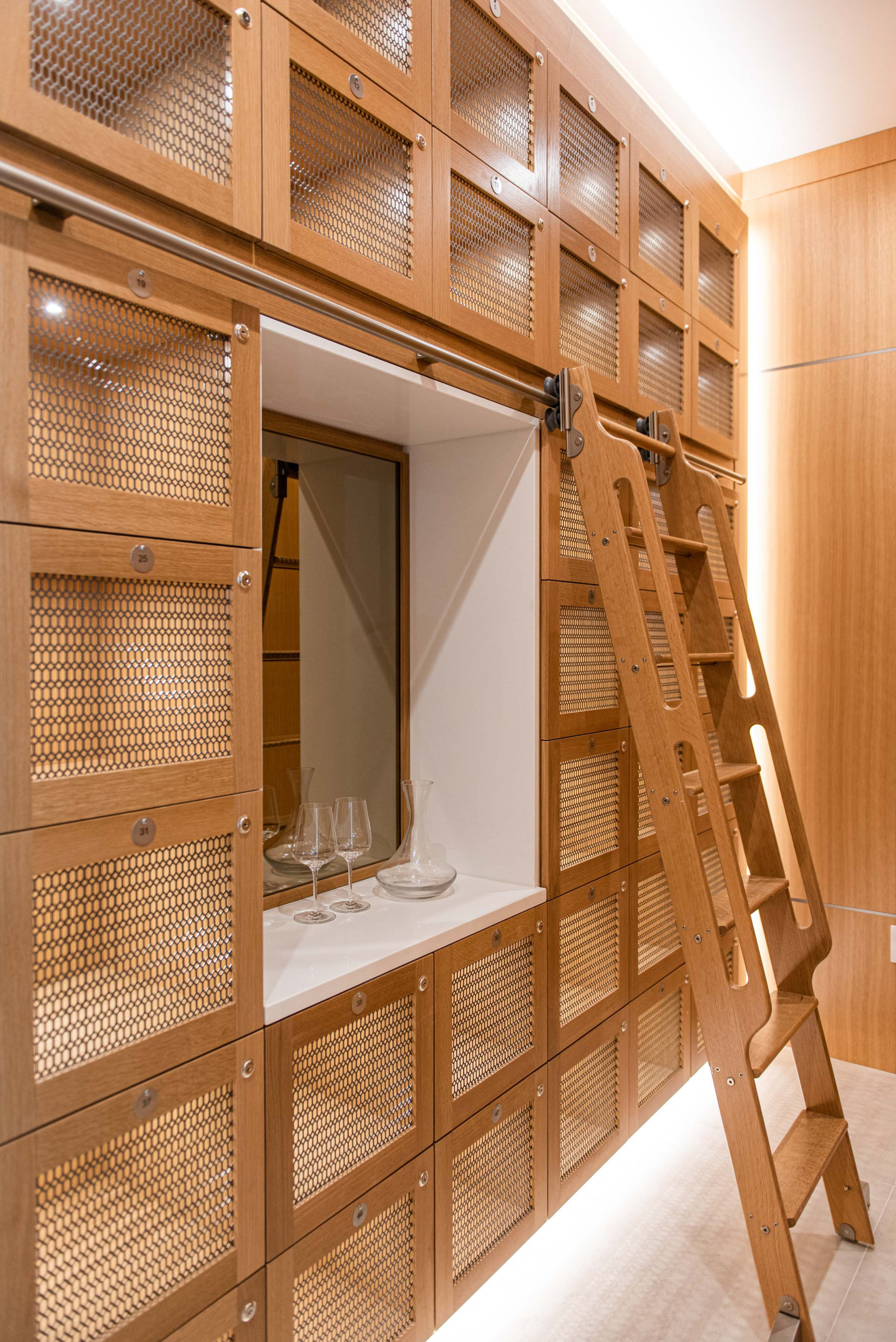 Stone Island Residence #802