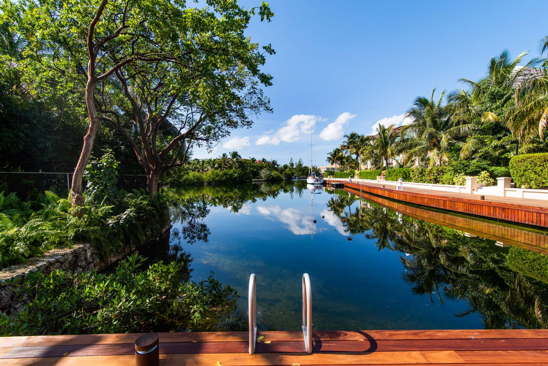 Stone Island Residence #802