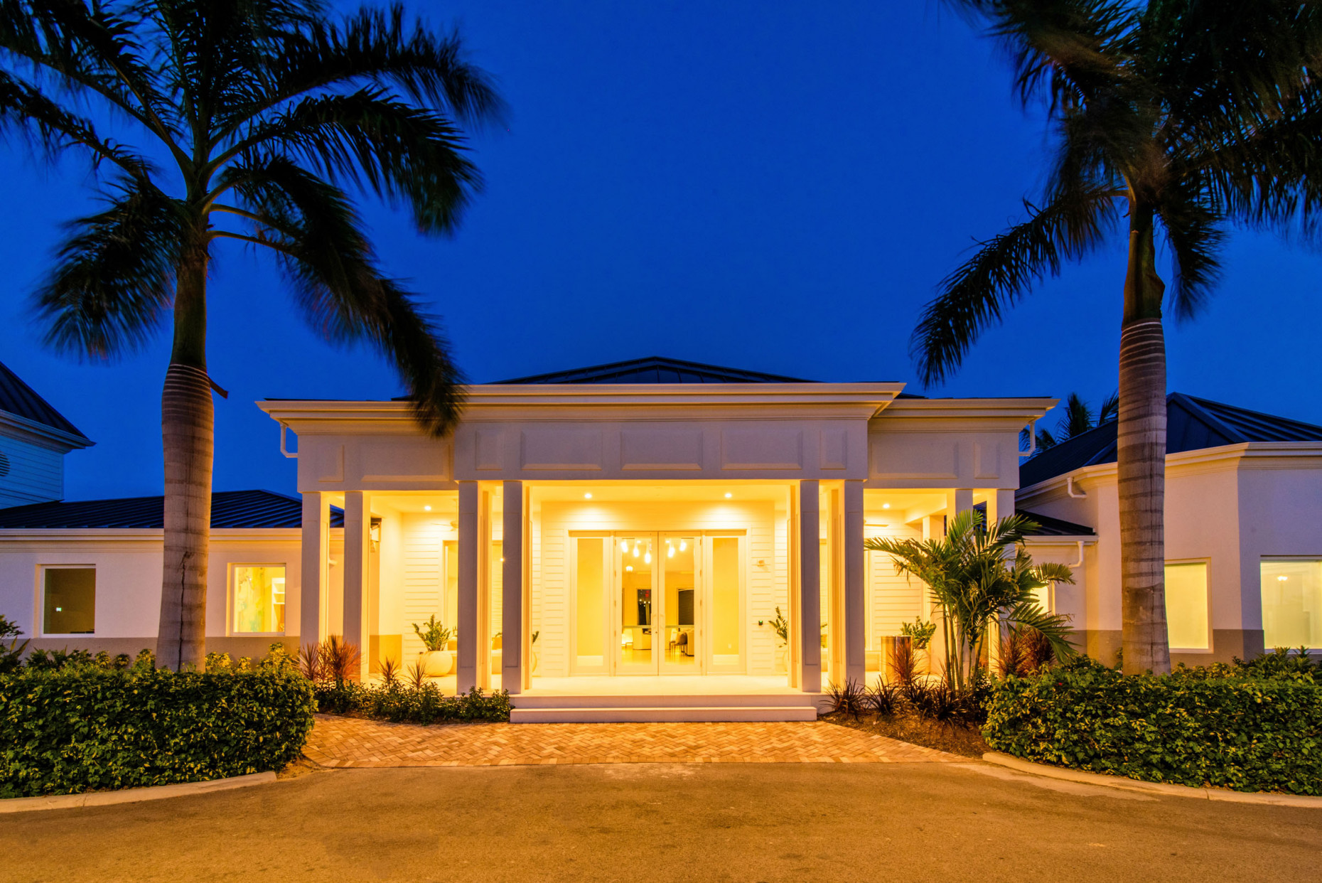 Stone Island Residence #802