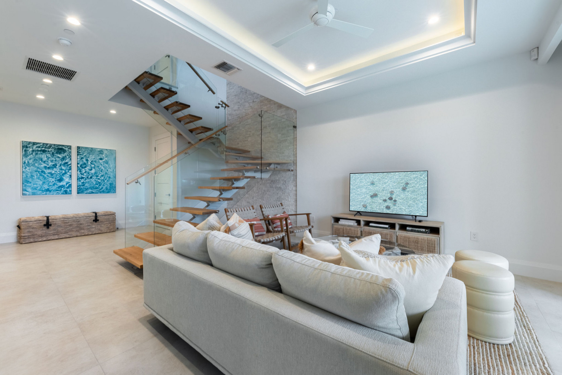 Stone Island Residence #802