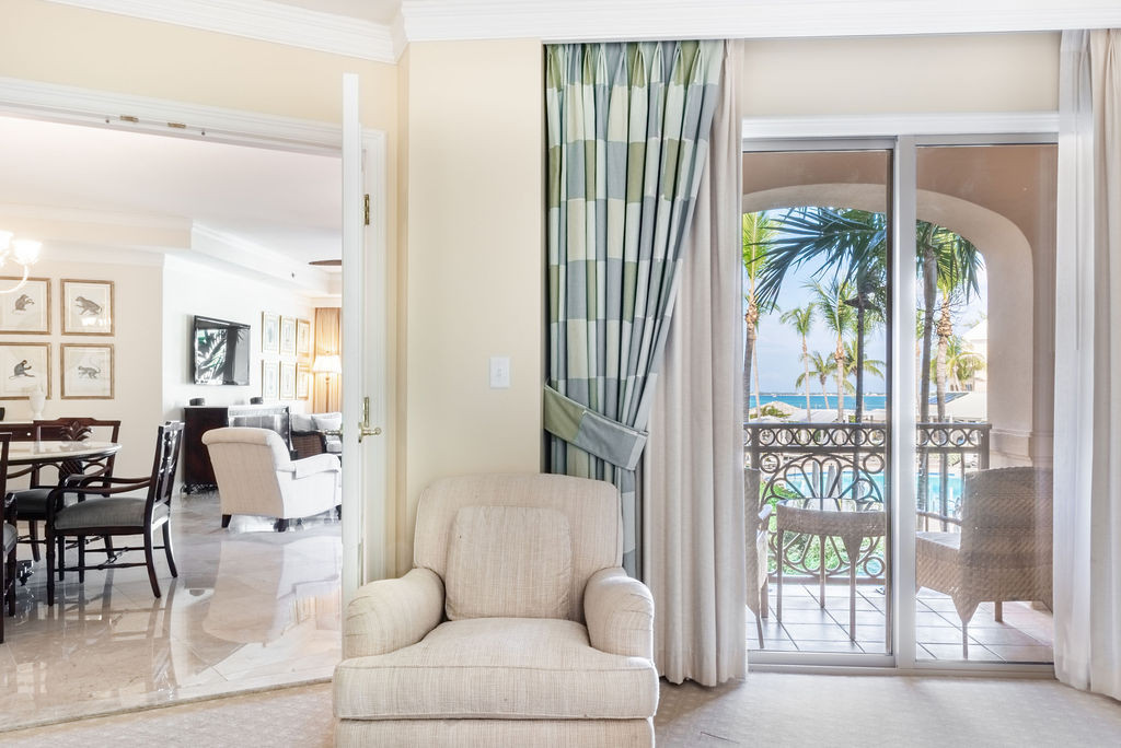 The Ritz-carlton Private Residence #206