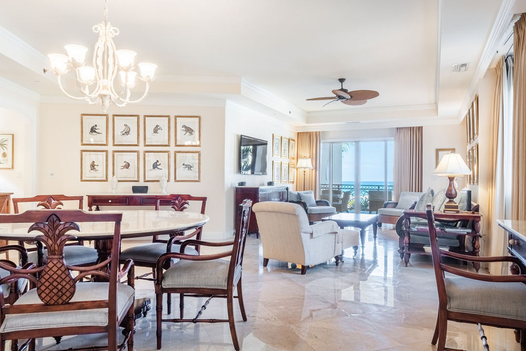 The Ritz-carlton Private Residence #206