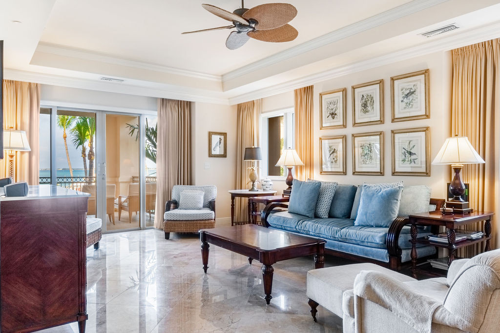 The Ritz-carlton Private Residence #206