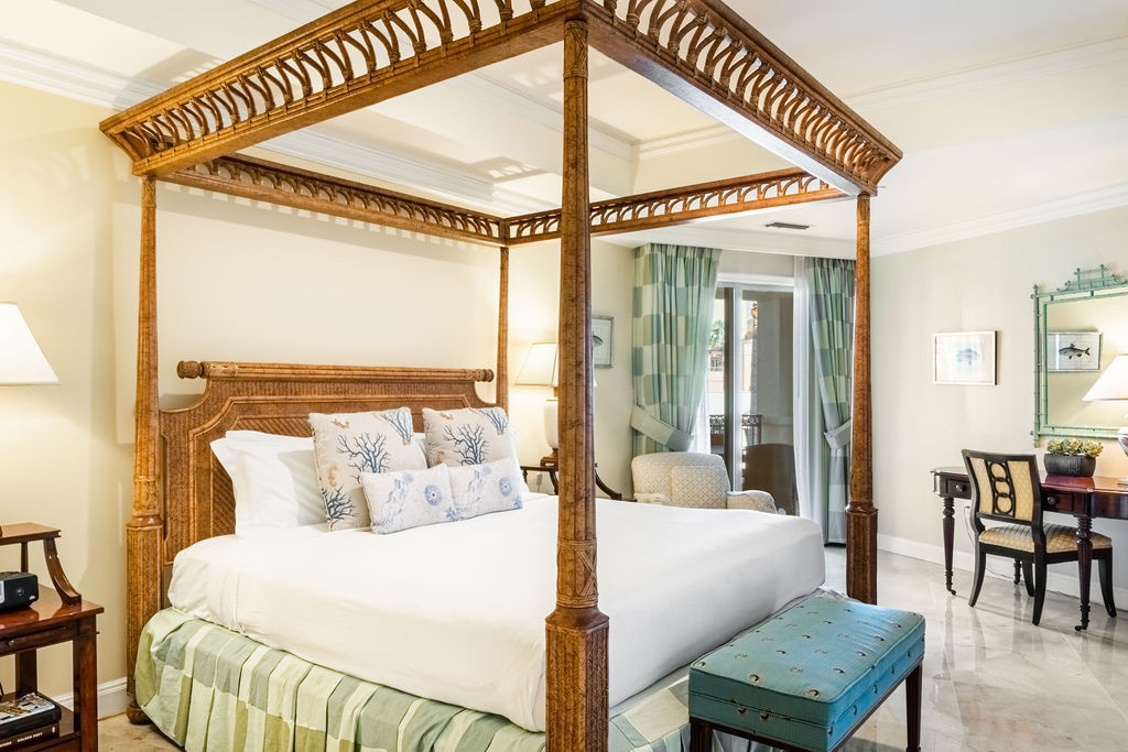 The Ritz-carlton Private Residence #206