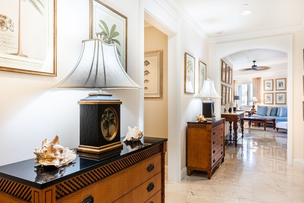 The Ritz-carlton Private Residence #206