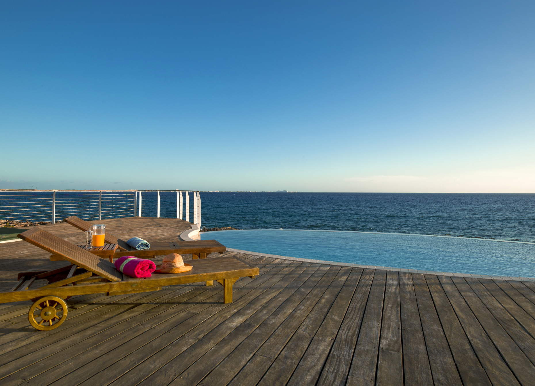 Nw Point European Luxury Residence