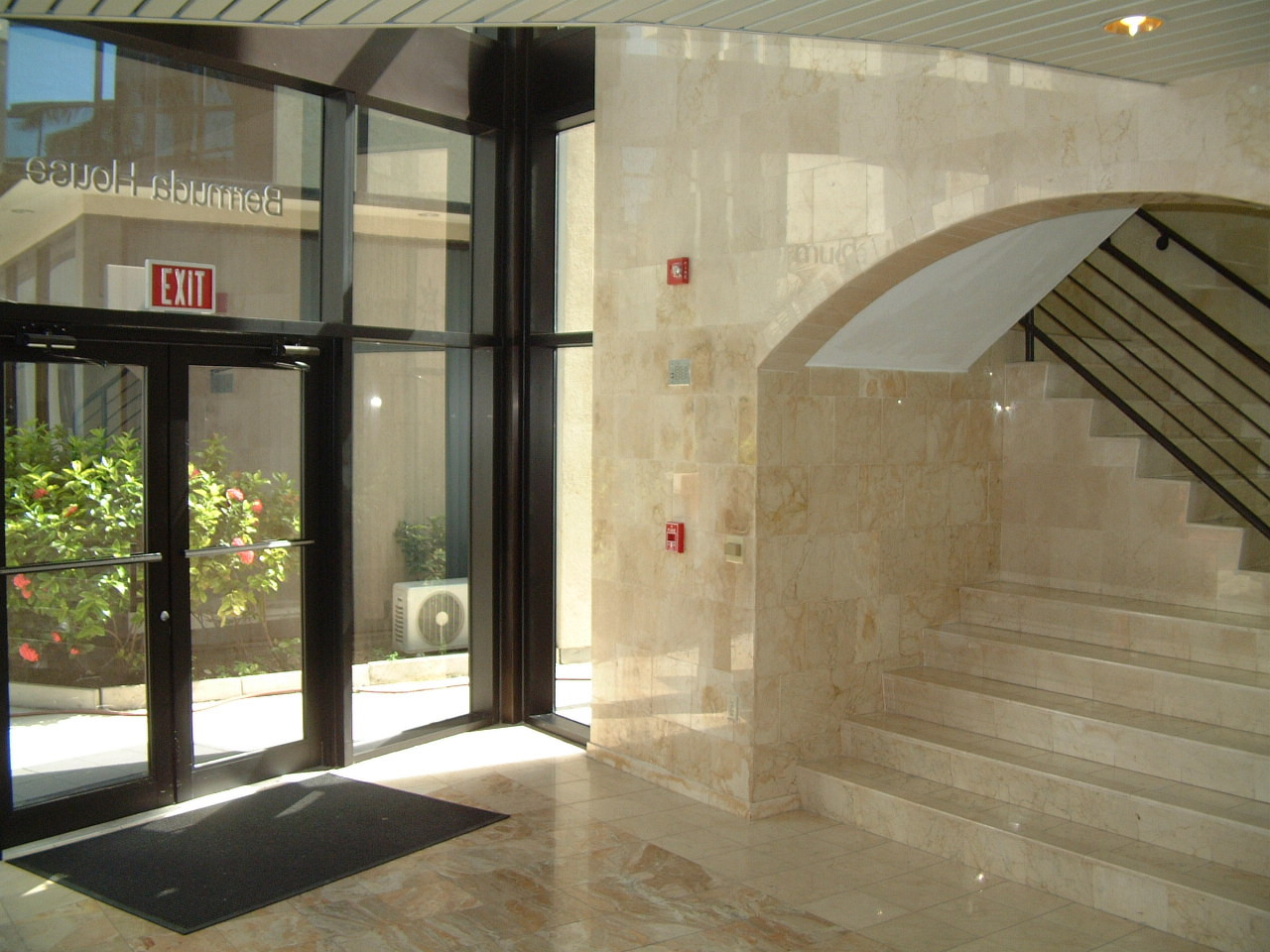 Bermuda House, Cayman Financial Centre