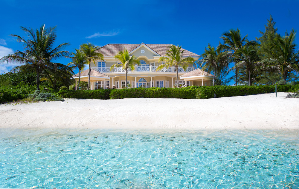 Villa Zara W/ Staff Cottage, Rum Point Estate