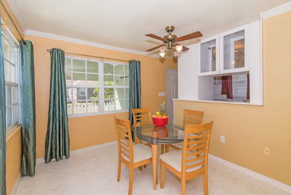 West Church Street Residence, West Bay