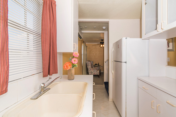 West Church Street Residence, West Bay