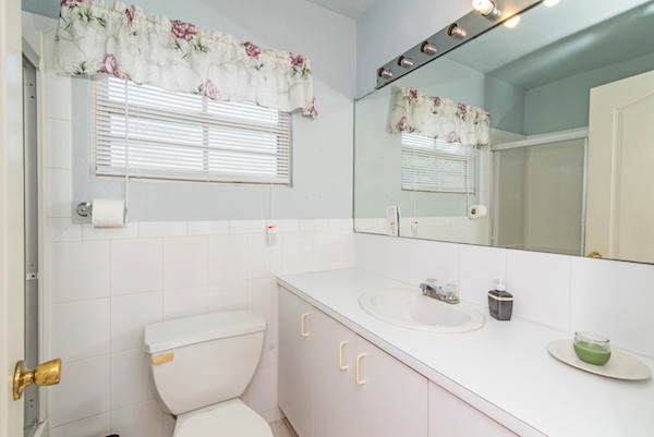 West Church Street Residence, West Bay