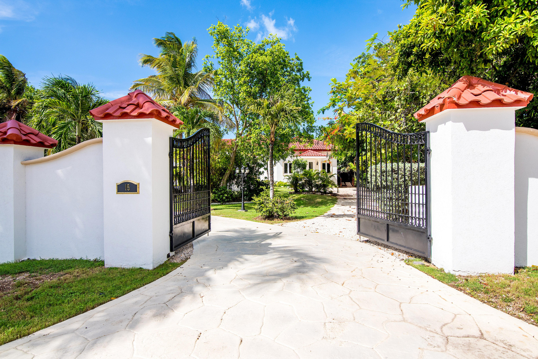 Greatly Reduced - 15 Ironshore Drive, Vista Del Mar