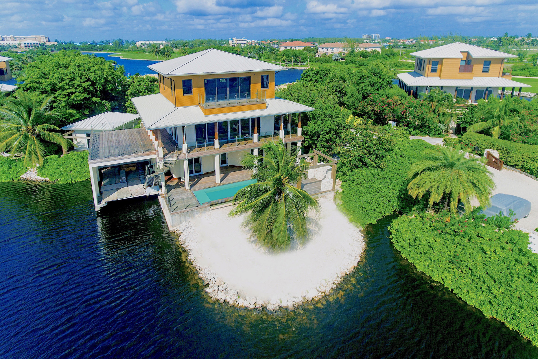 Deck House #12 At The Ritz Carlton