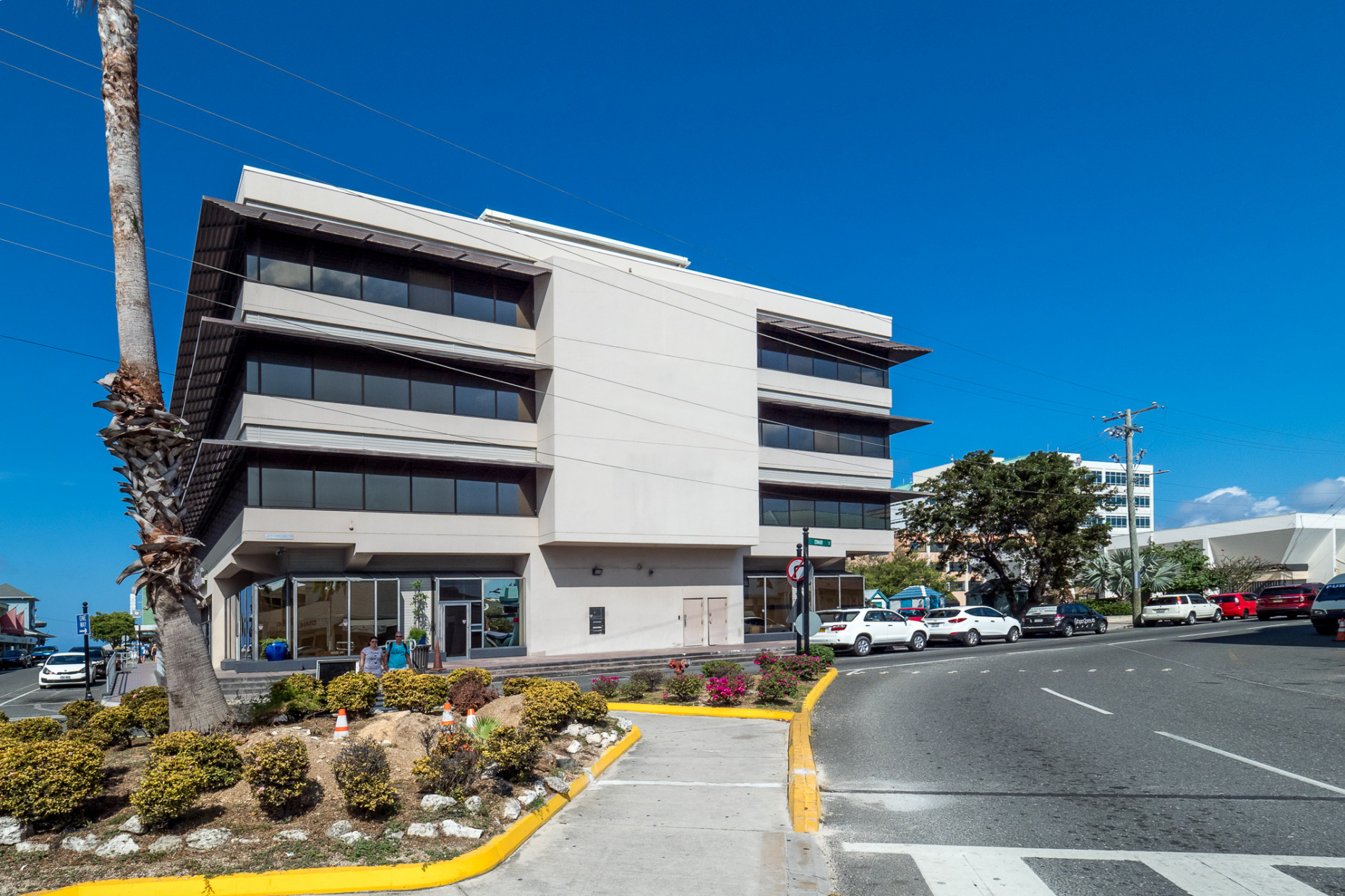 6 Cardinall Ave - Prime Investment Opportunity