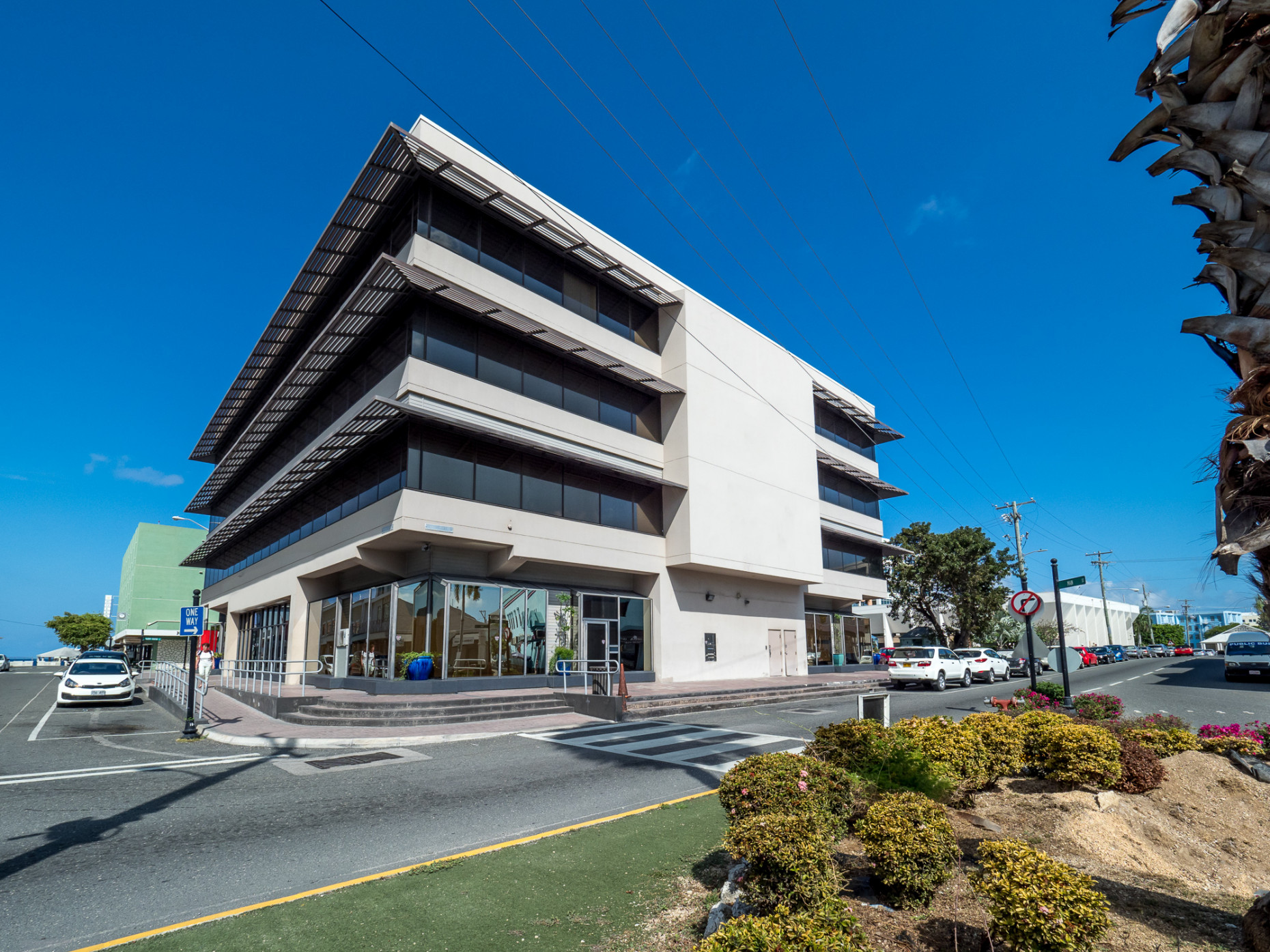 6 Cardinall Ave - Prime Investment Opportunity