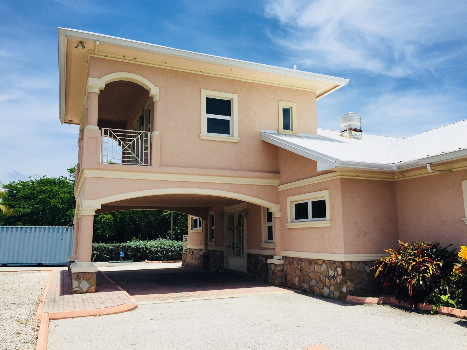 Multi-purpose Conch Point Road Home
