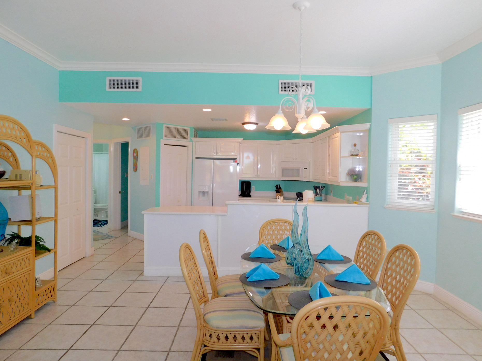 On The Bay, North Side