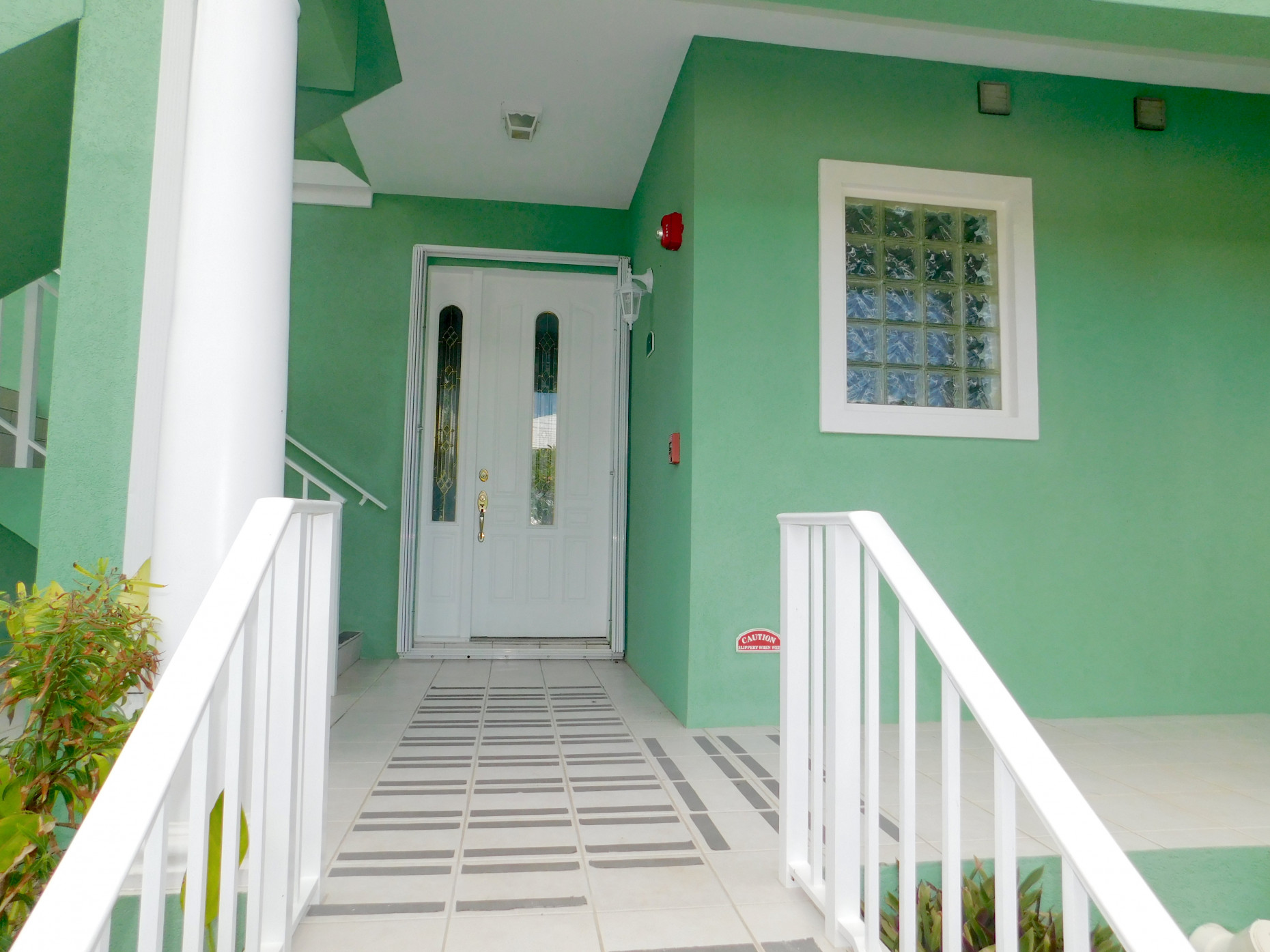 On The Bay, North Side