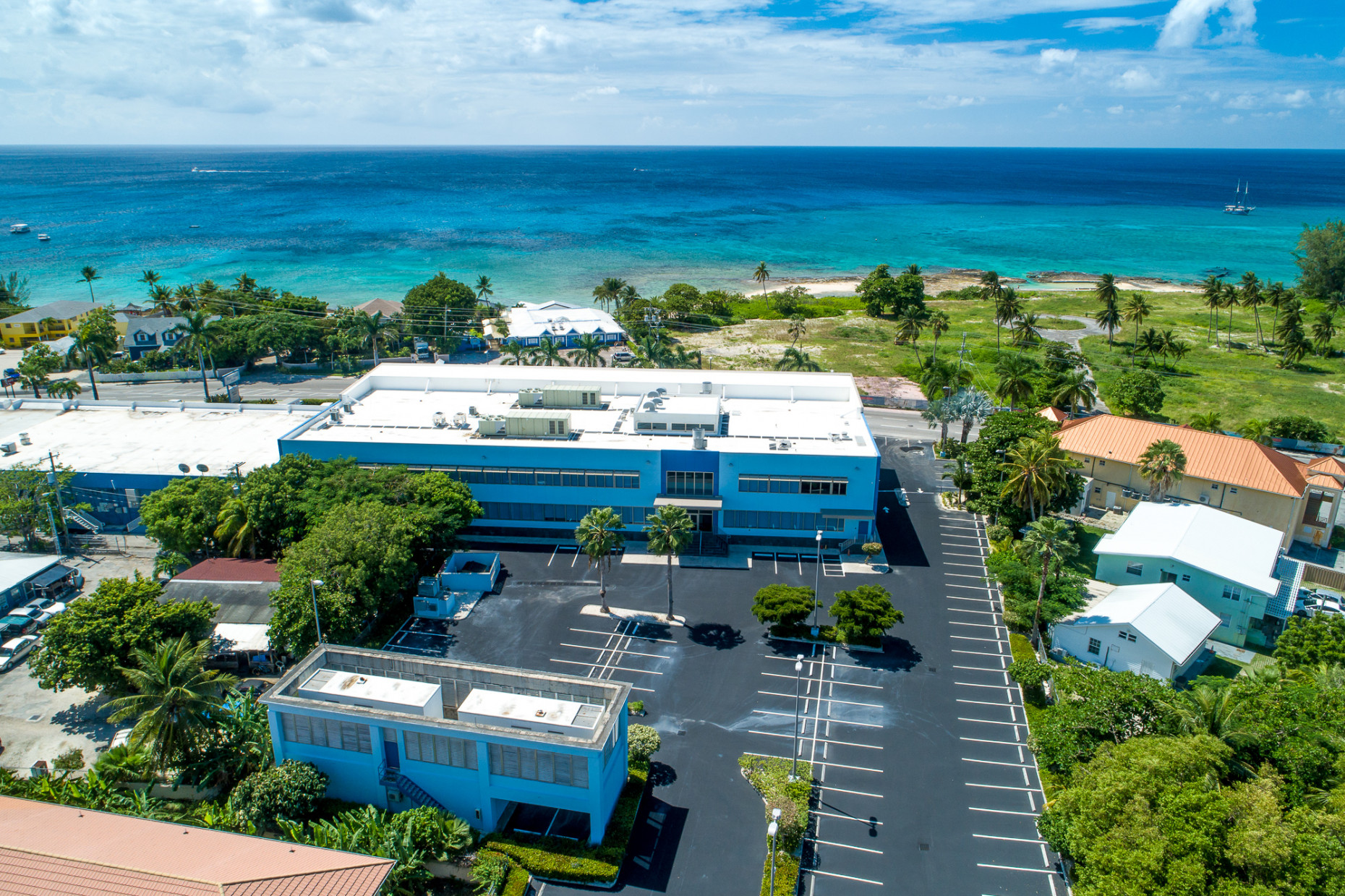Baytown Plaza Class A Office Building & Retail Plaza, West Bay Road