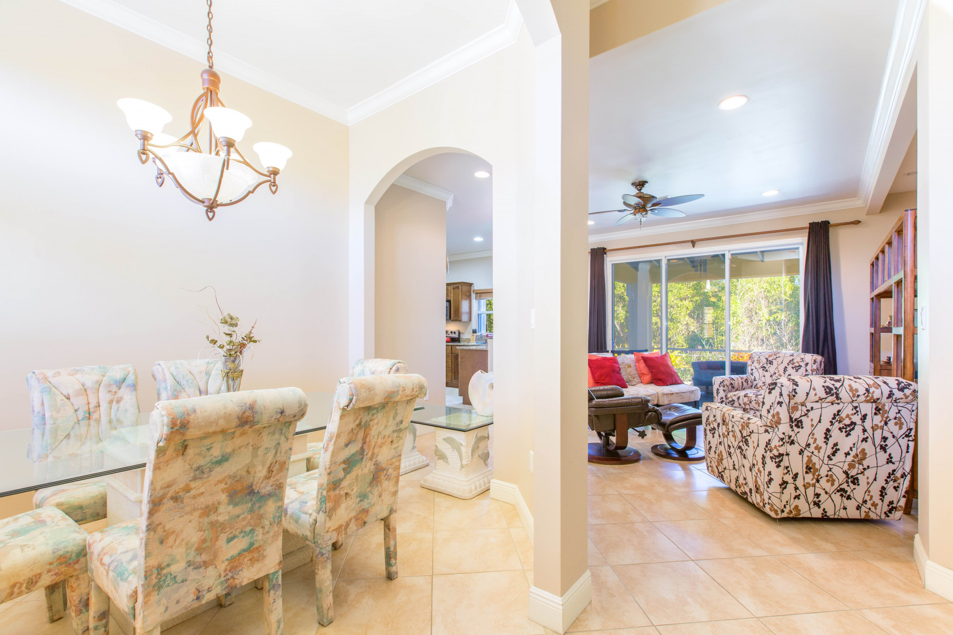 Grandmanor 1 415b Selkirk Drive, Prospect