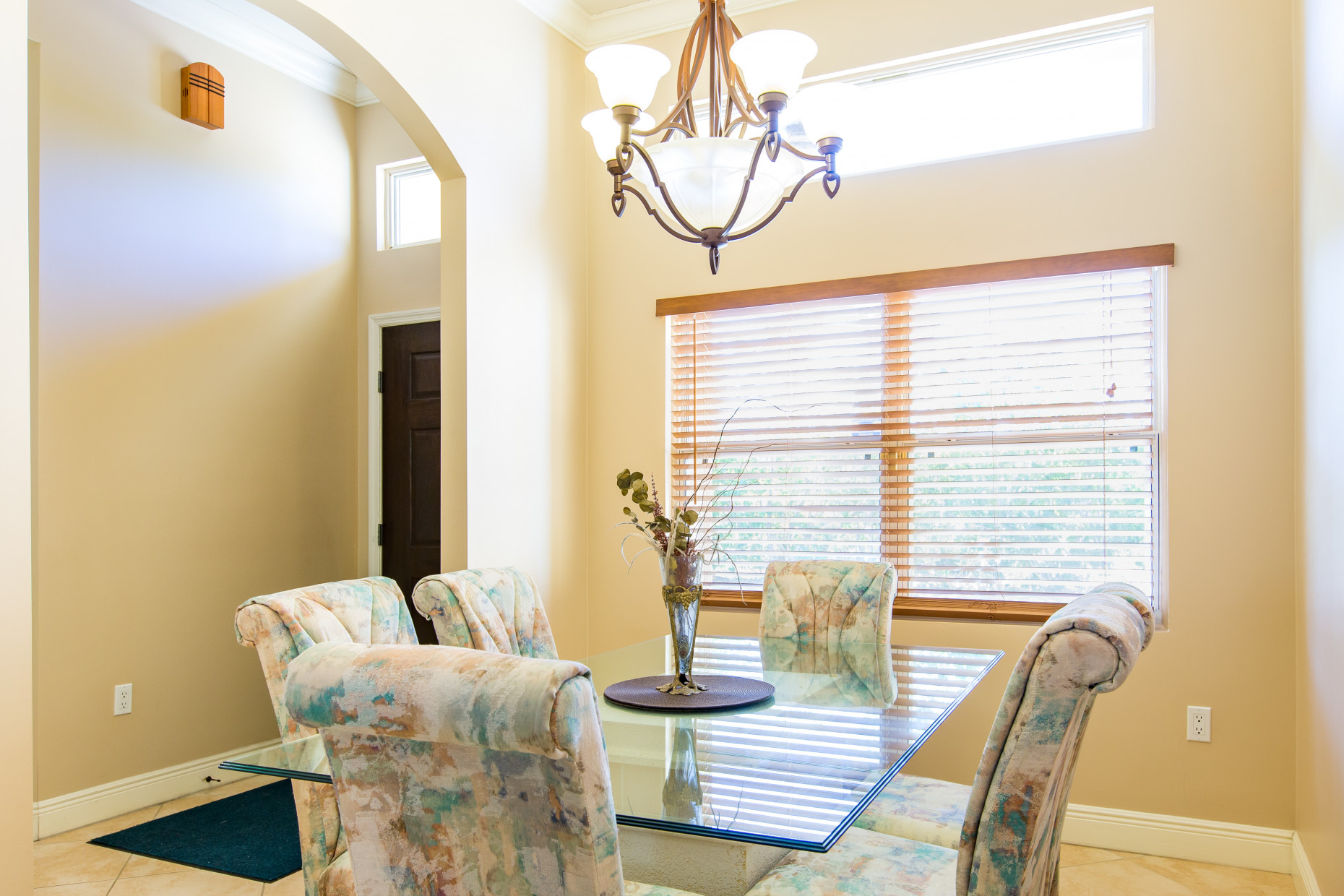 Grandmanor 1 415b Selkirk Drive, Prospect