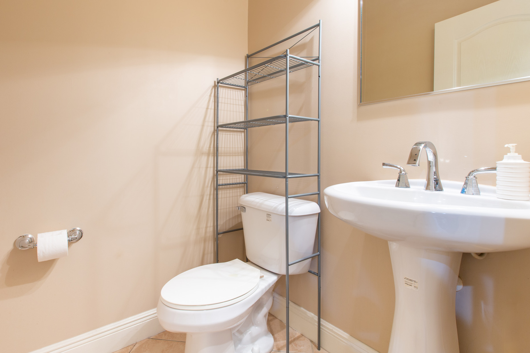 Grandmanor 1 415b Selkirk Drive, Prospect