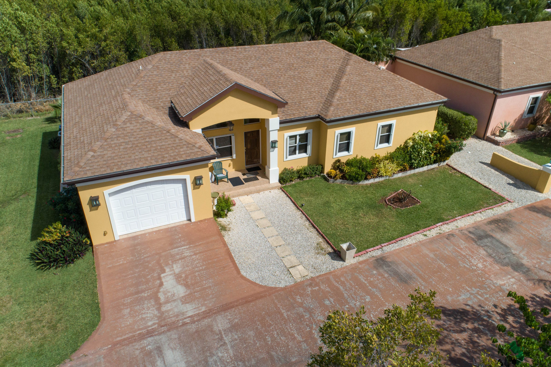 Grandmanor 1 415b Selkirk Drive, Prospect