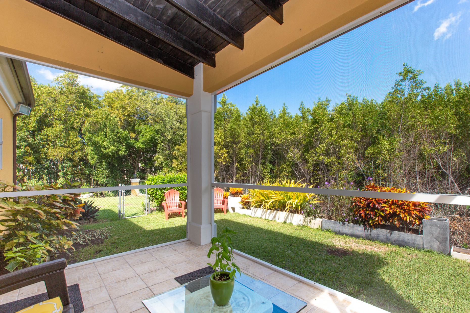 Grandmanor 1 415b Selkirk Drive, Prospect