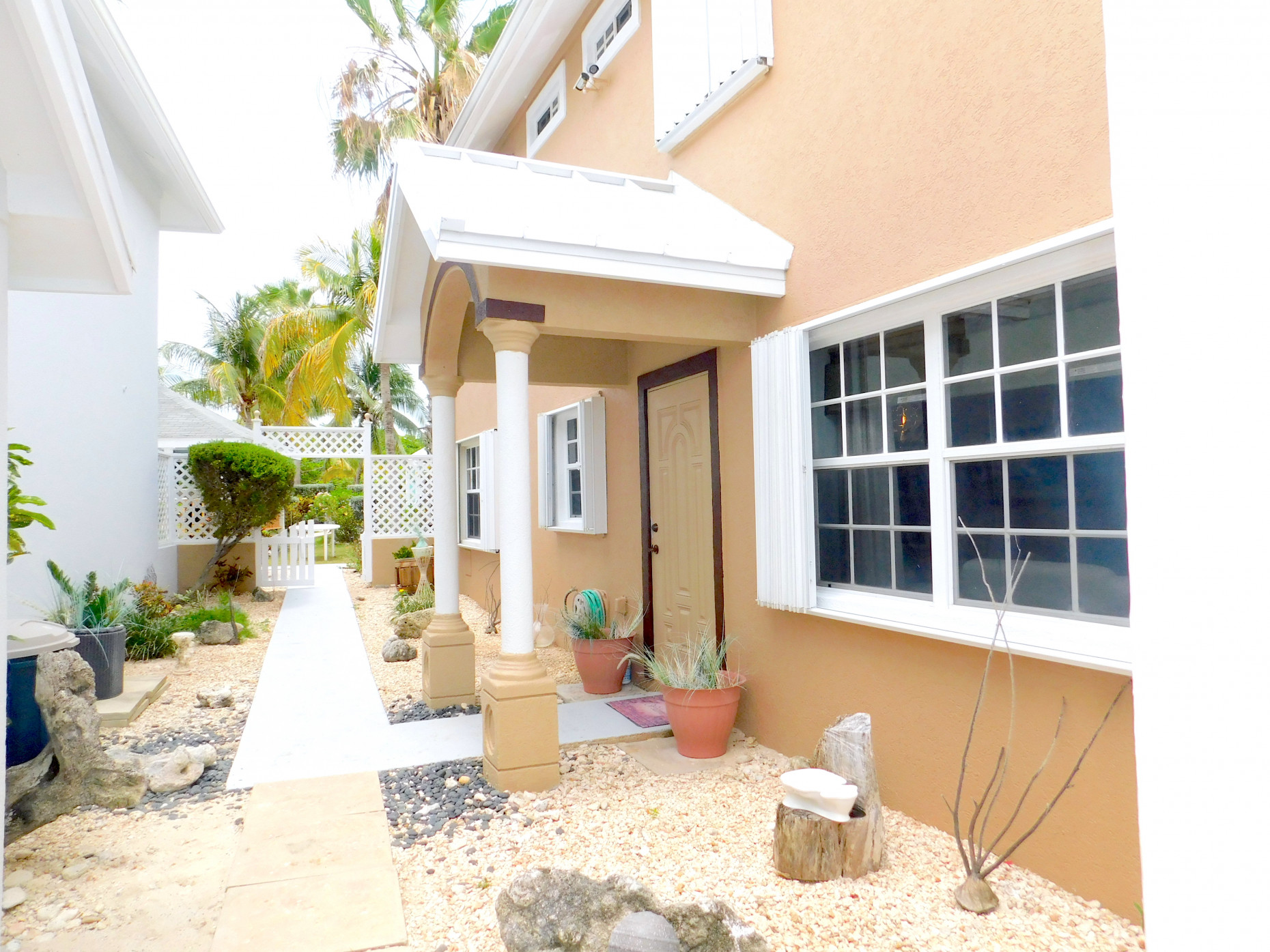 Mahogany Point Villa