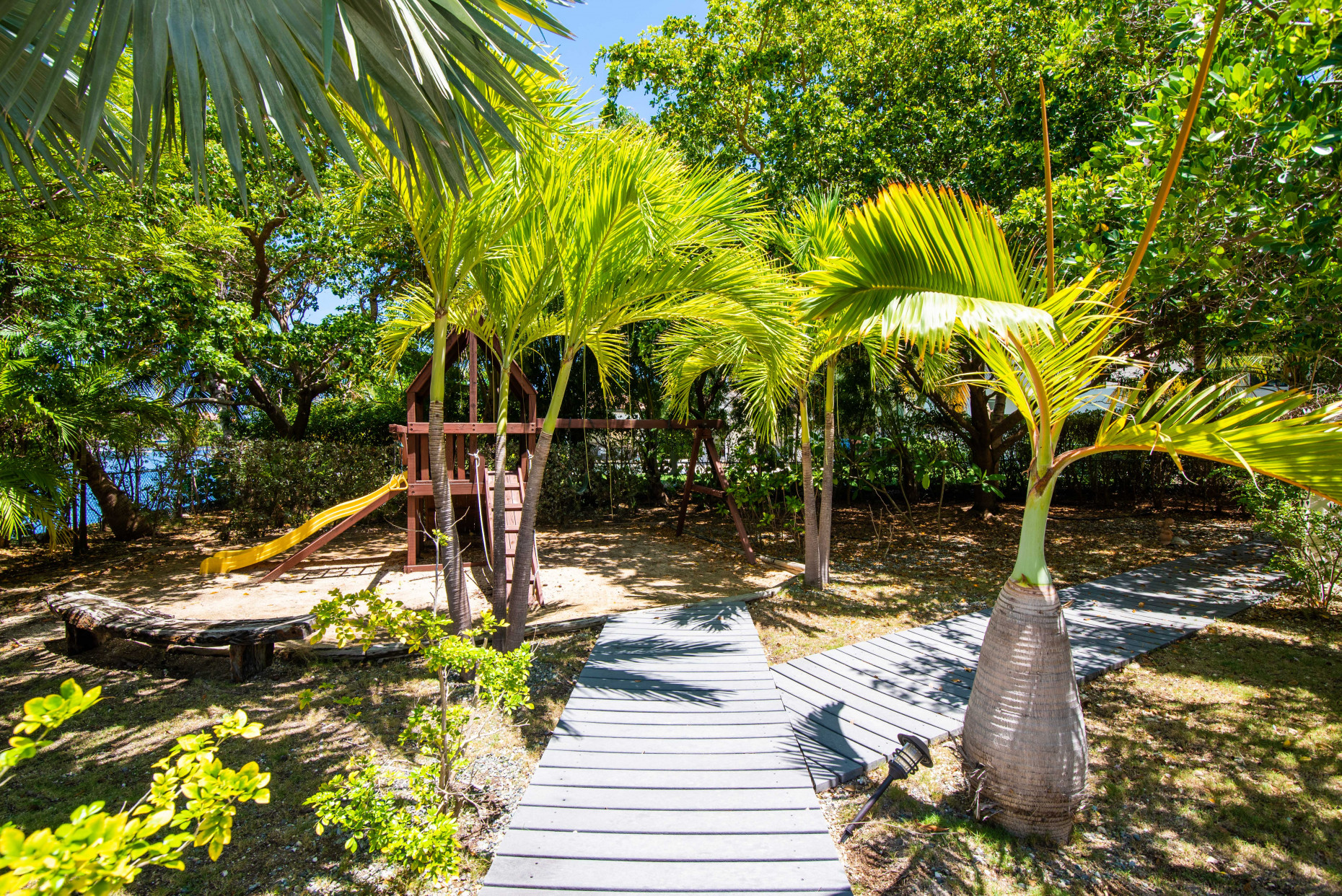 'sous Les Etoiles', Ironshore Drive, Vista Del Mar