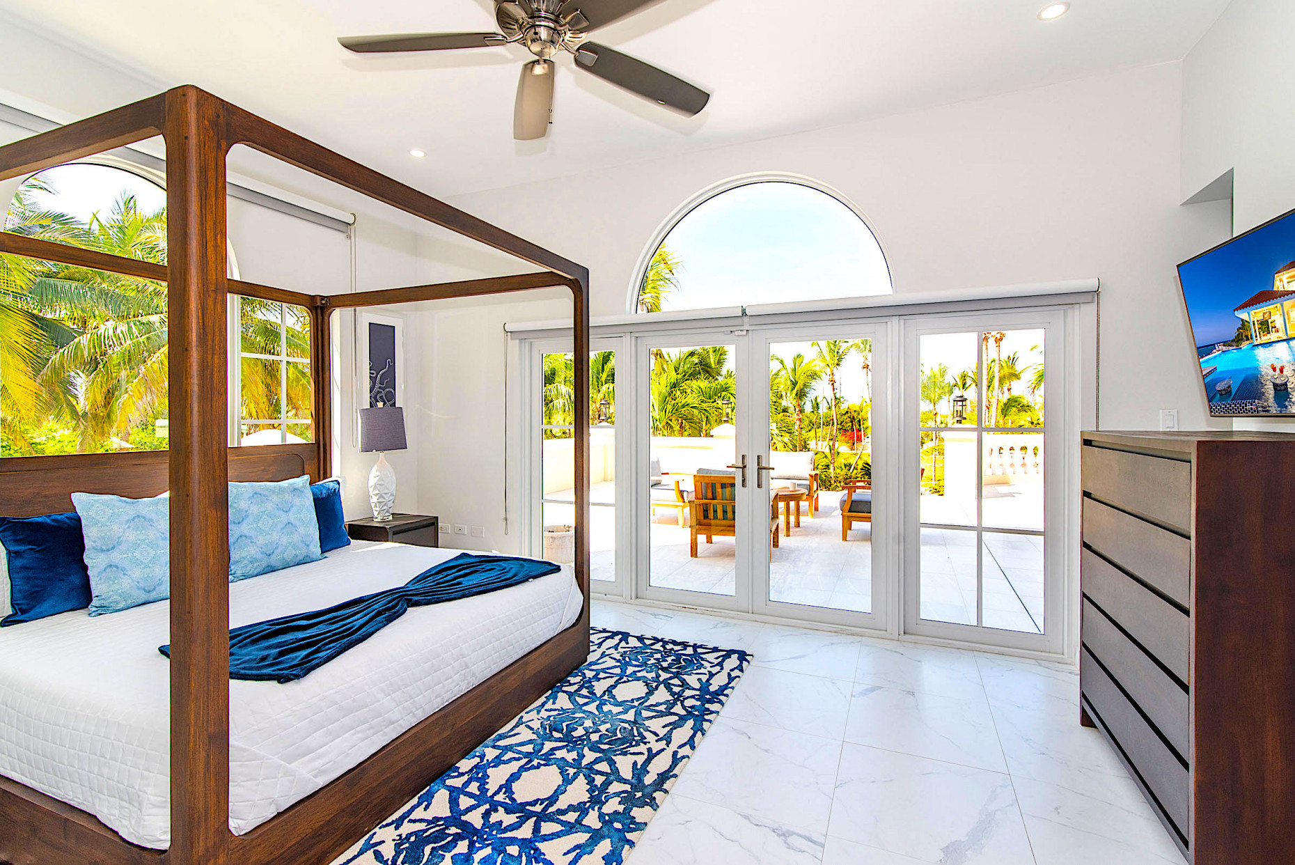 Villa Del Mare, Rum Point Drive