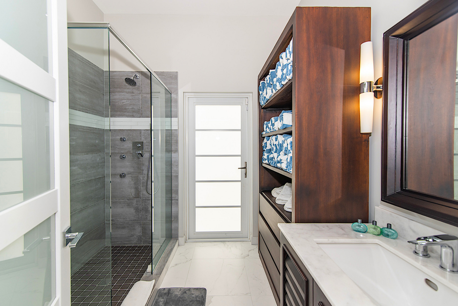 Villa Del Mare, Rum Point Drive