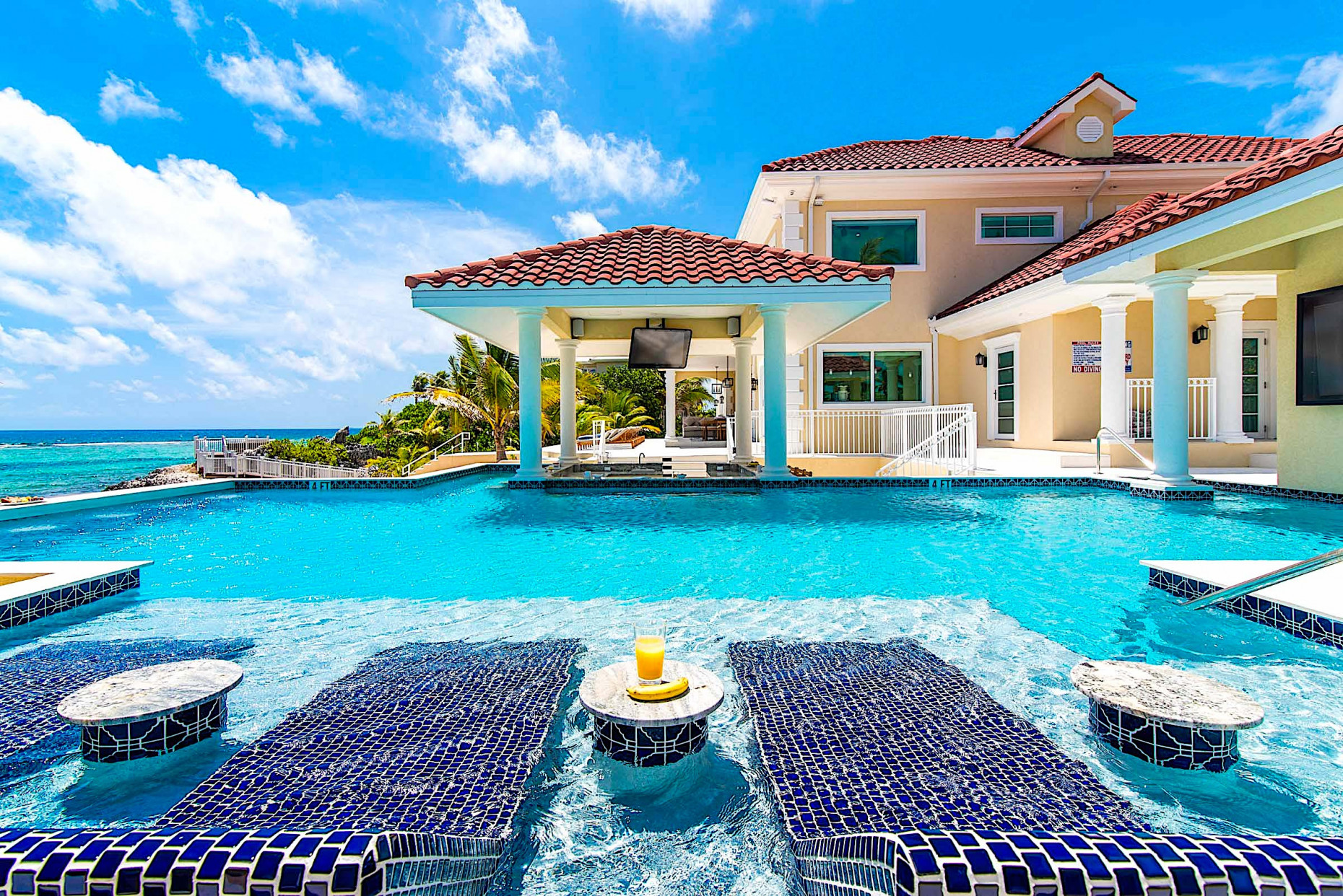 Villa Del Mare, Rum Point Drive