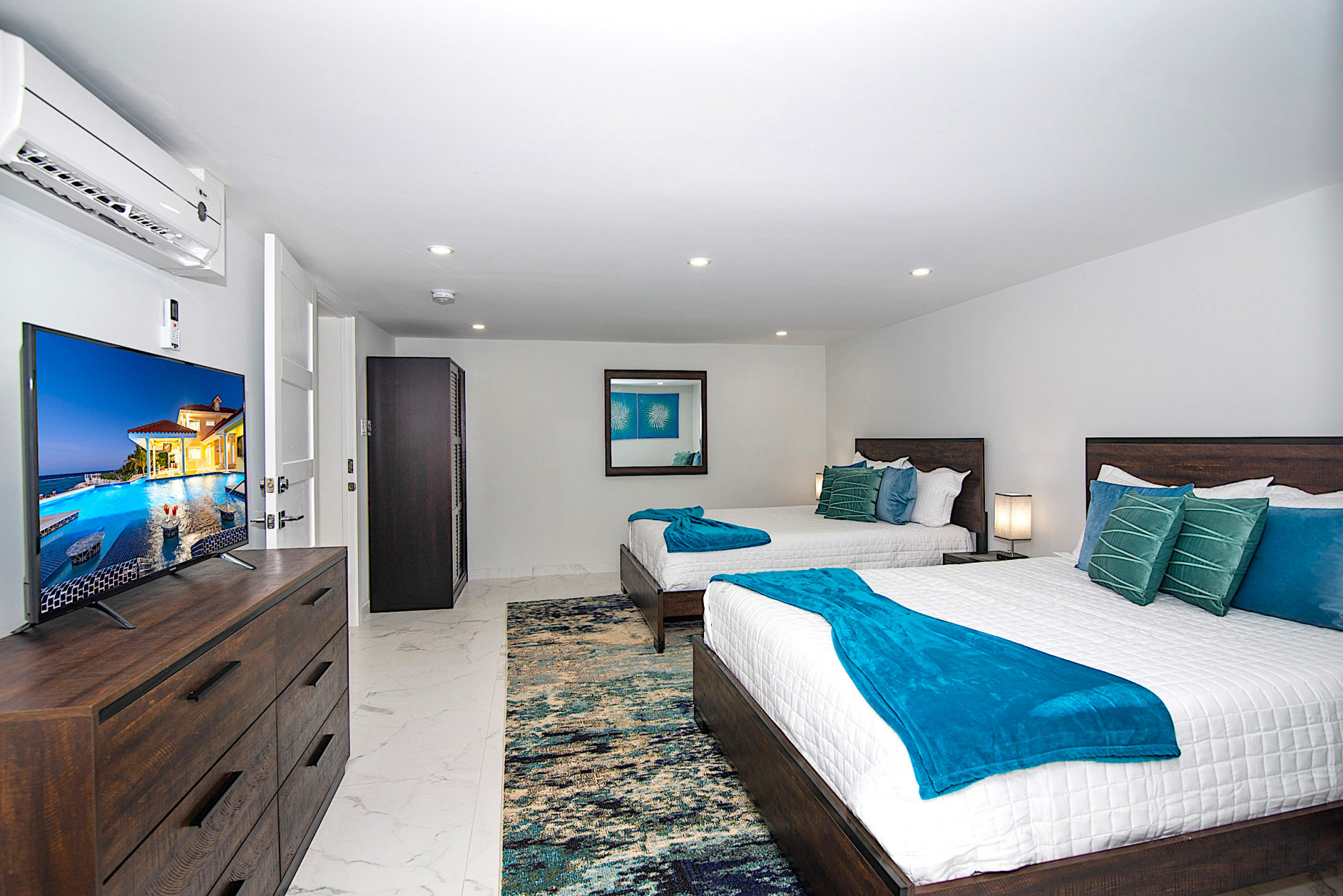 Villa Del Mare, Rum Point Drive