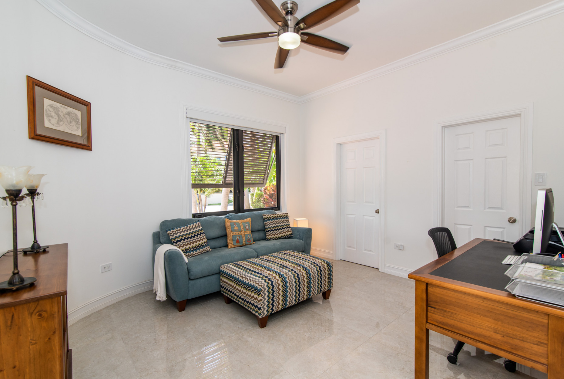 Baccarat Quay Crystal Harbour