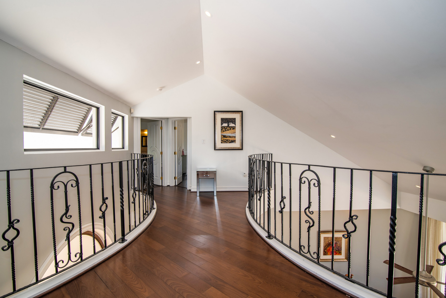 Baccarat Quay Crystal Harbour