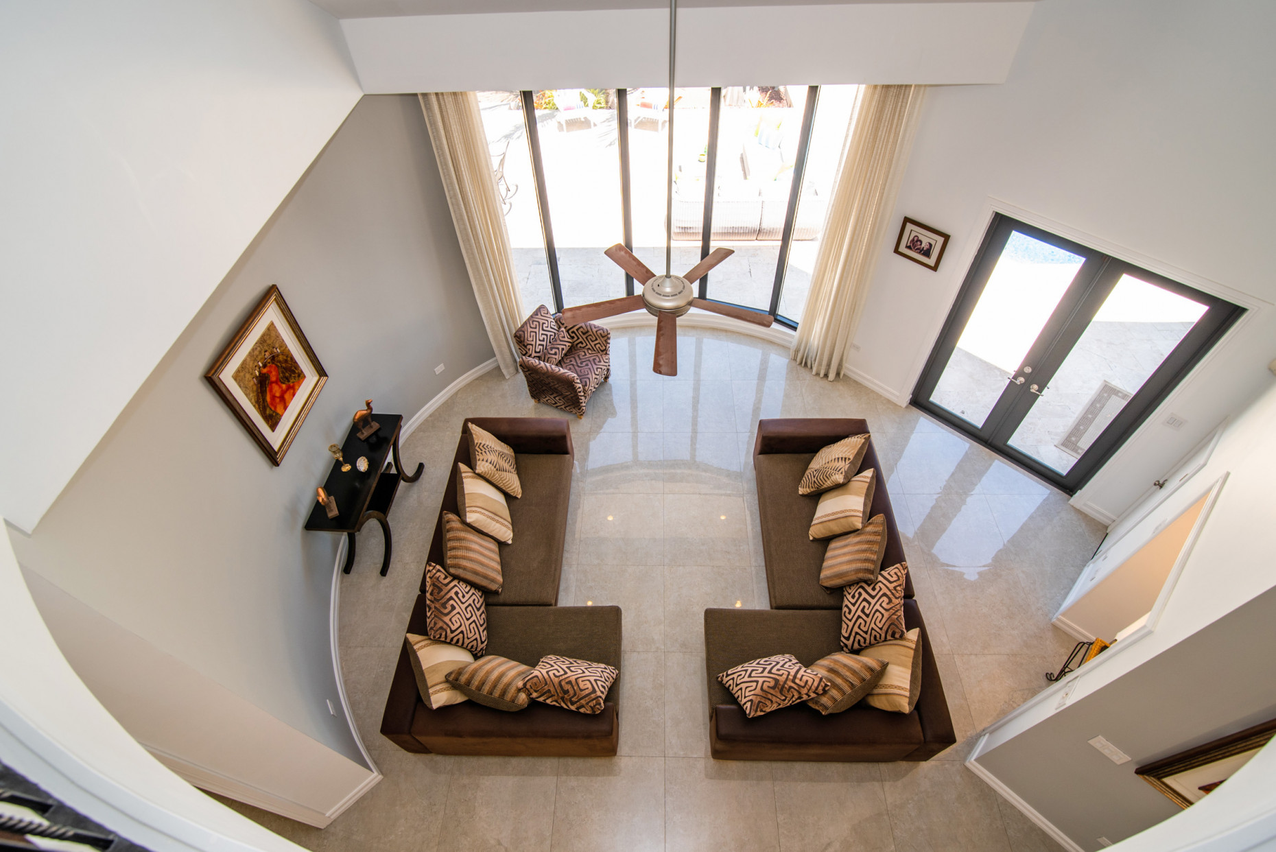 Baccarat Quay Crystal Harbour