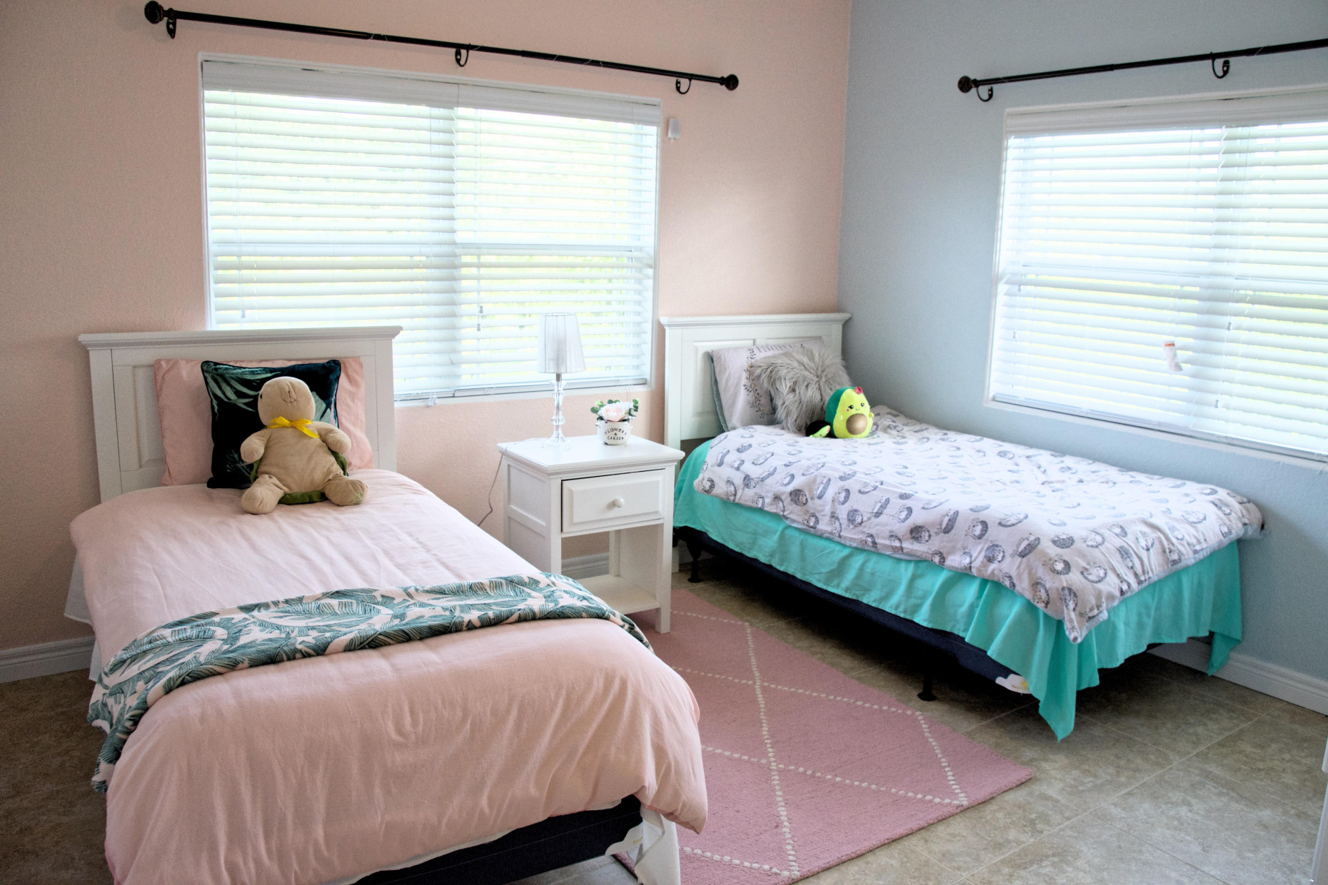 Beautiful 3 Bed 3 Bath  Townhome End Unit