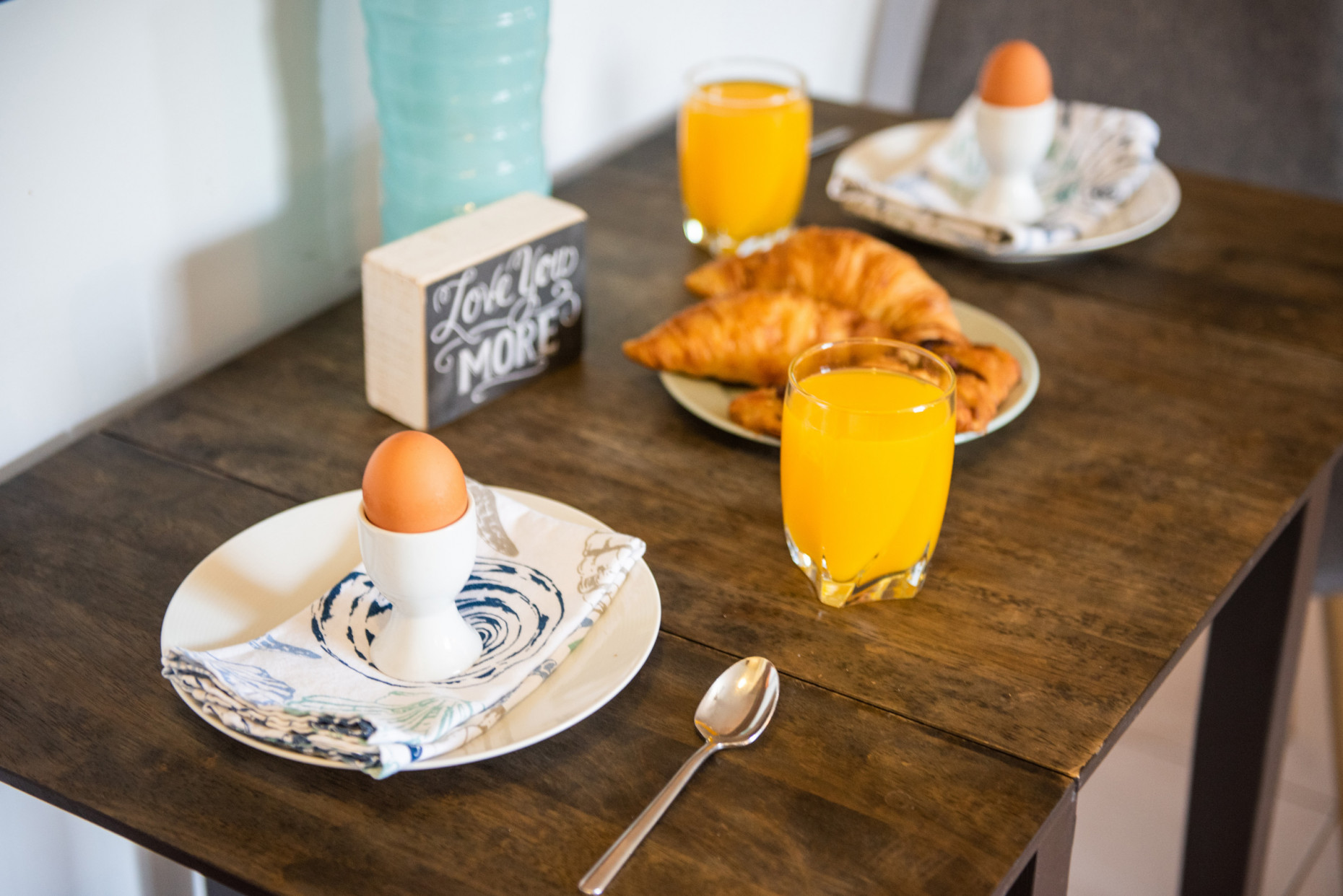 Lakeside - Upgraded 2 Bedroom Unit