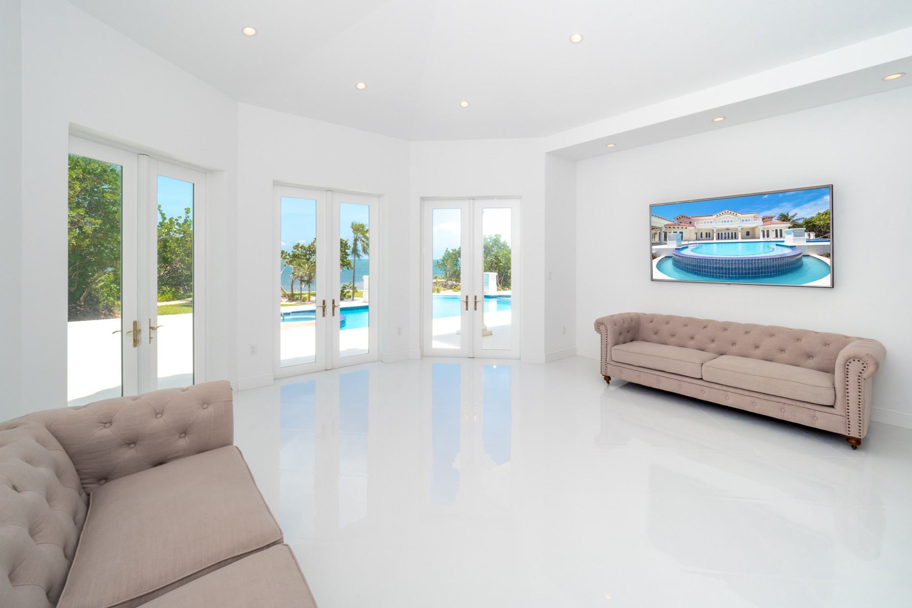 137 Ironshore Drive With Canal Front Lot