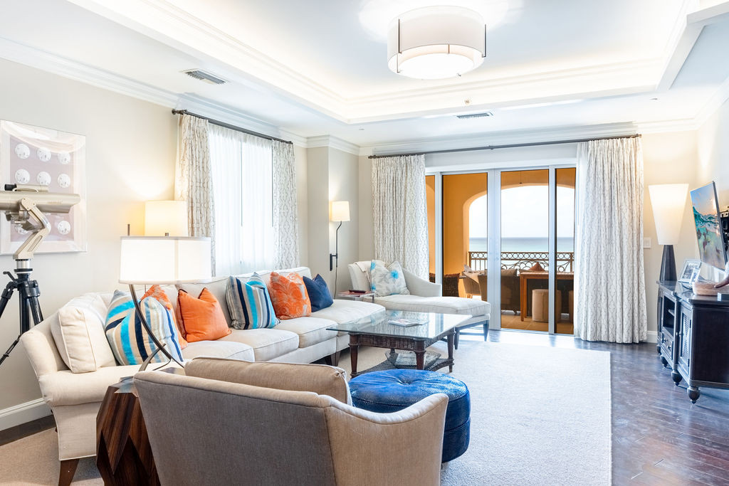 The Ritz-carlton Private Residence #609