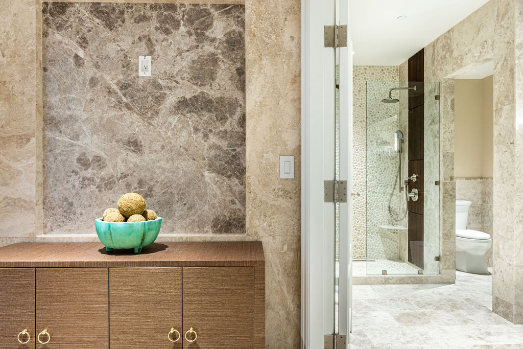 The Ritz-carlton Private Residence #609