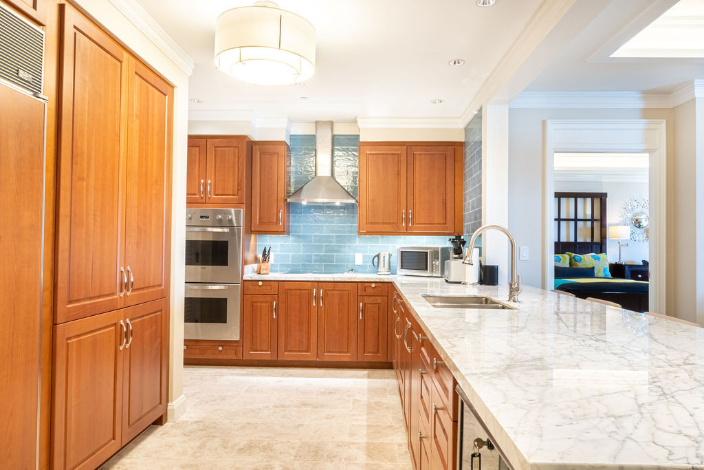 The Ritz-carlton Private Residence #609