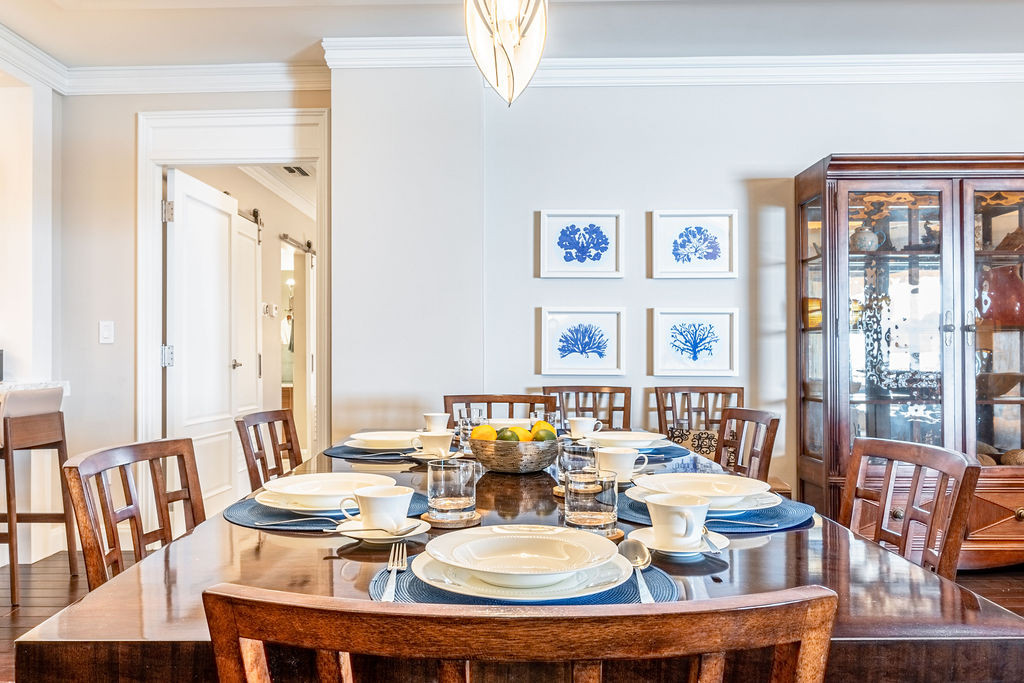 The Ritz-carlton Private Residence #609