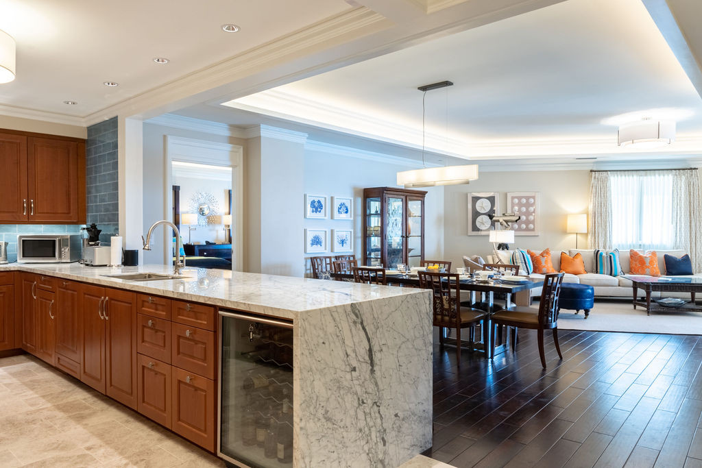 The Ritz-carlton Private Residence #609