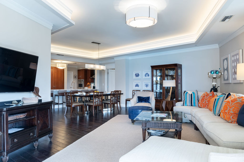 The Ritz-carlton Private Residence #609