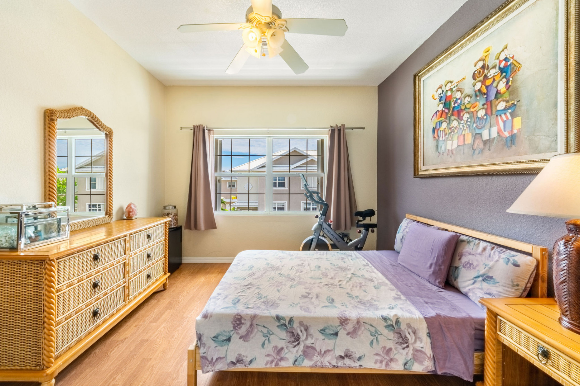 Lakeland Villas, 2 Bed + Den And Garage