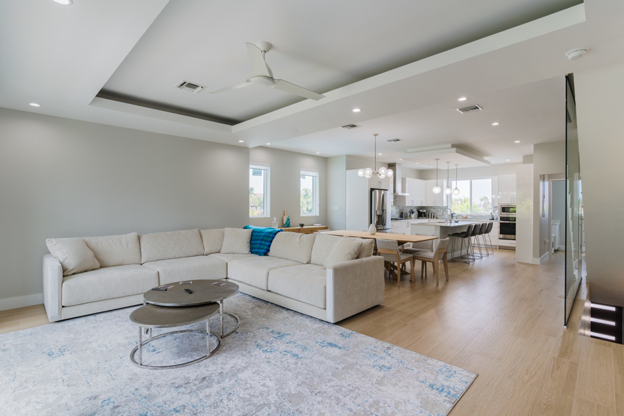 Grand Palmyra 4 Bed End Unit + Canal Views