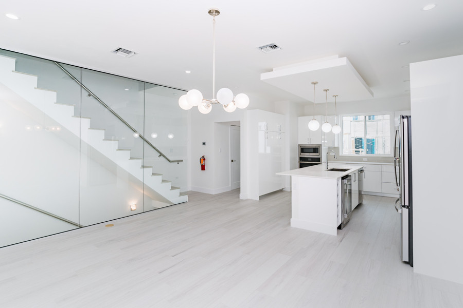 Grand Palmyra 4 Bed End Unit + Canal Views