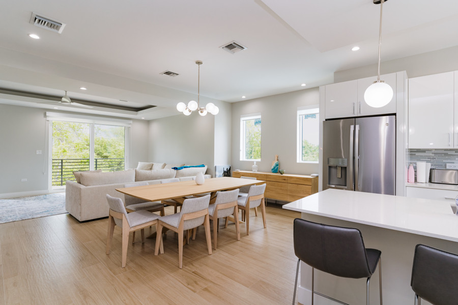 Grand Palmyra 4 Bed End Unit + Canal Views